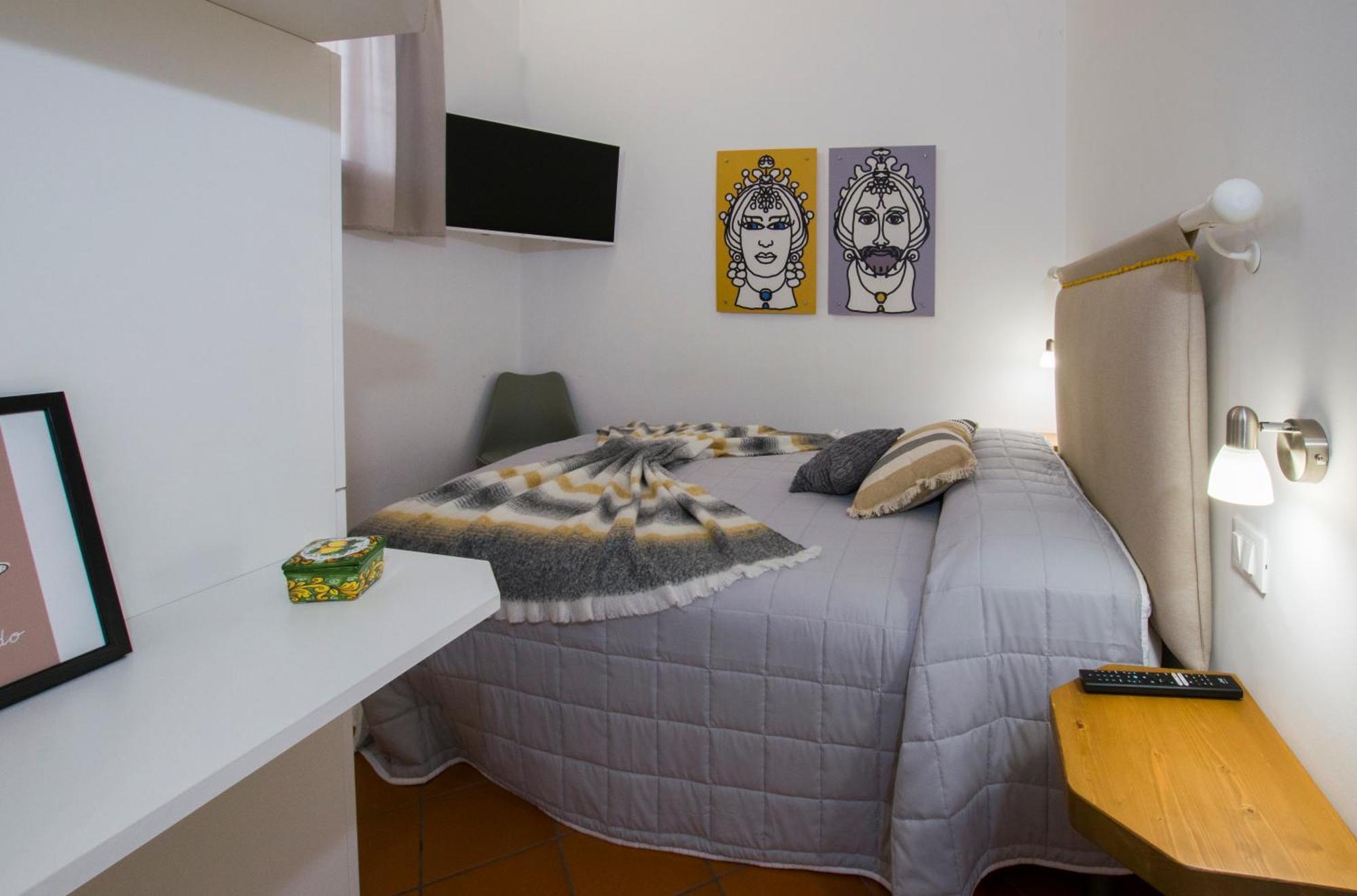 Capo Rama Suites & Rooms Terrasini Eksteriør billede