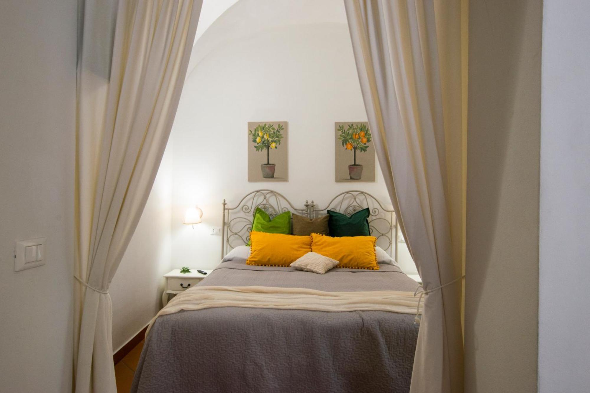 Capo Rama Suites & Rooms Terrasini Eksteriør billede